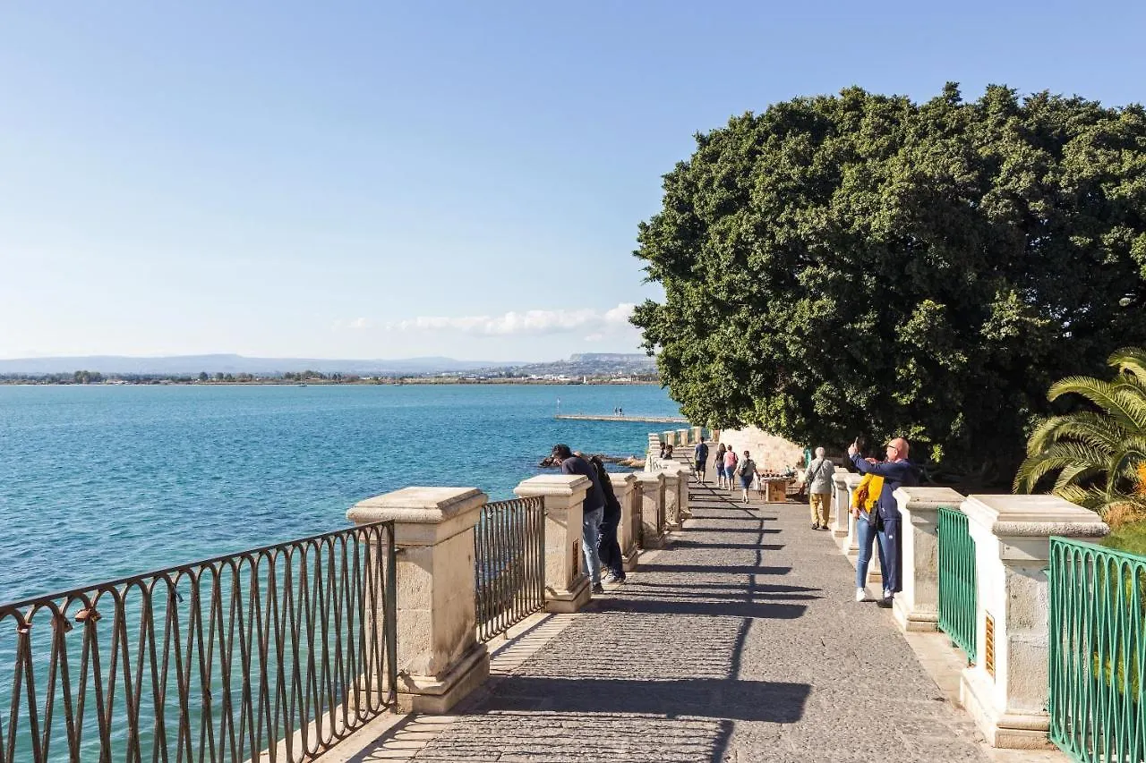 Casa Dei Leoni Βίλα Συρακούσες