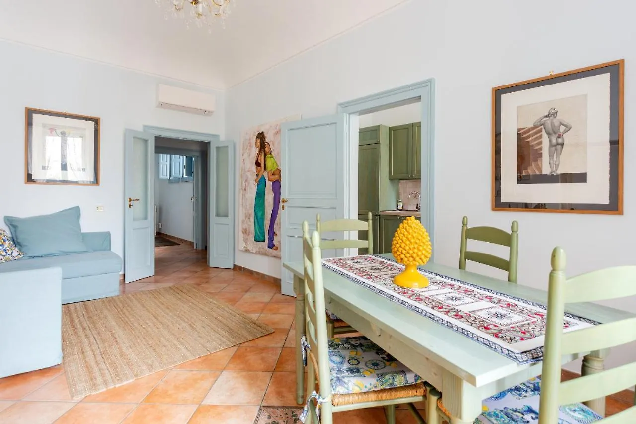 Casa Dei Leoni Βίλα Συρακούσες 0*,